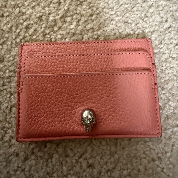 Alexander McQueen - Picture 1 of 2